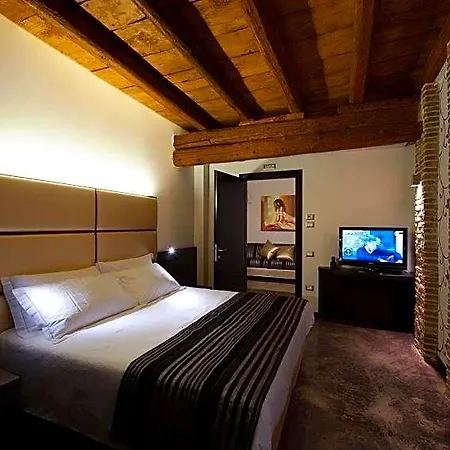 Hotel Solaris &