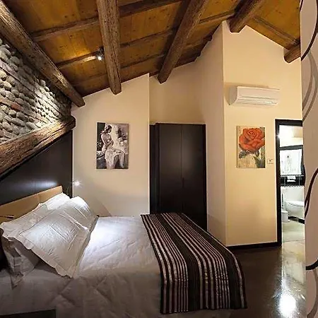 Solaris & Hotel 4*